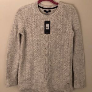 NWT pullover cable knit sweater